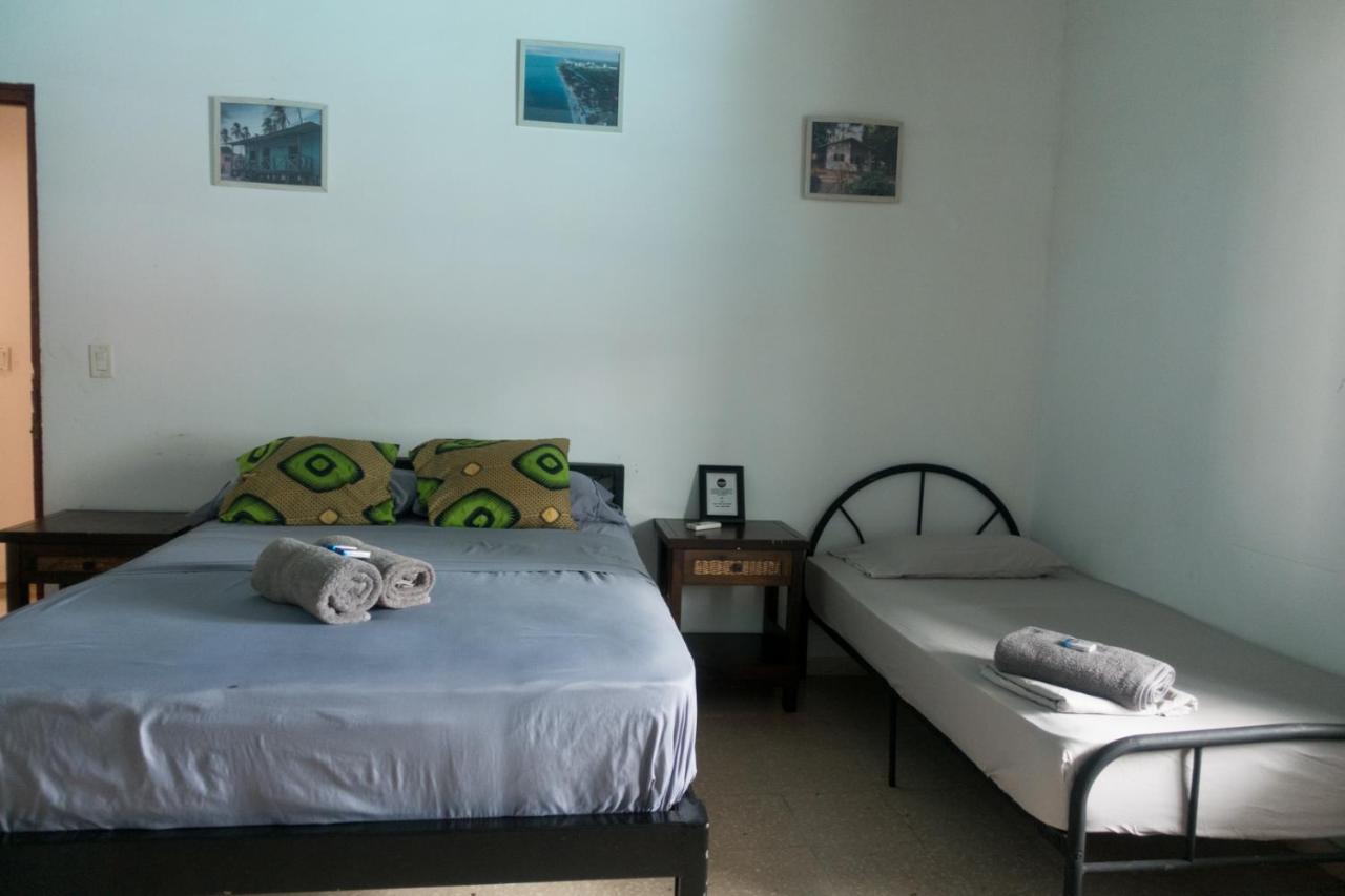 The Corner Hostel Плая Бланка Екстериор снимка