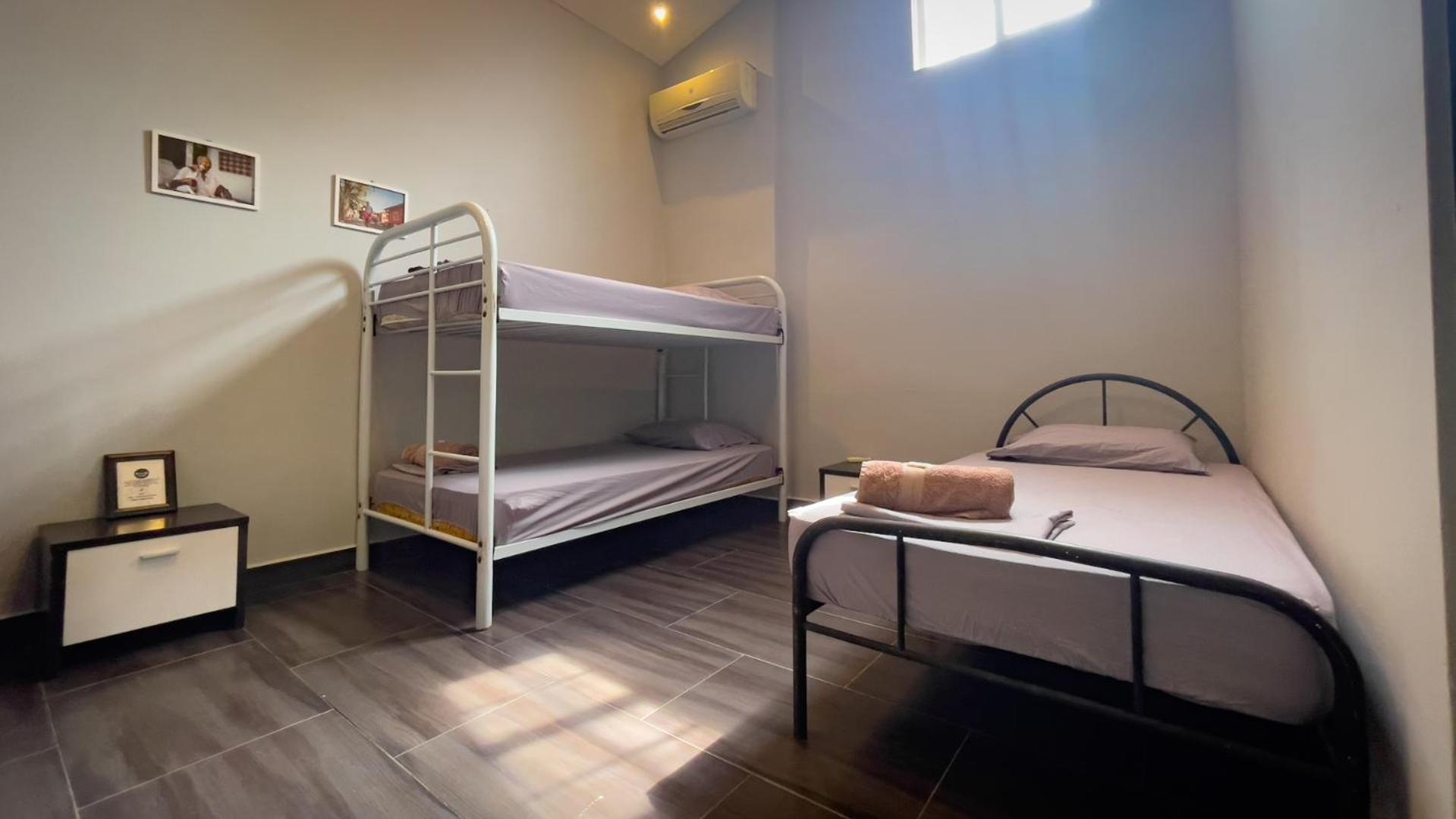 The Corner Hostel Плая Бланка Екстериор снимка